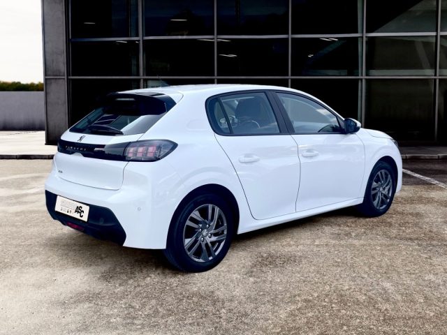 Peugeot 208 1.2 BENZ 75 CV 5 porte ADATTA NEOPATENTATI usato a BRA