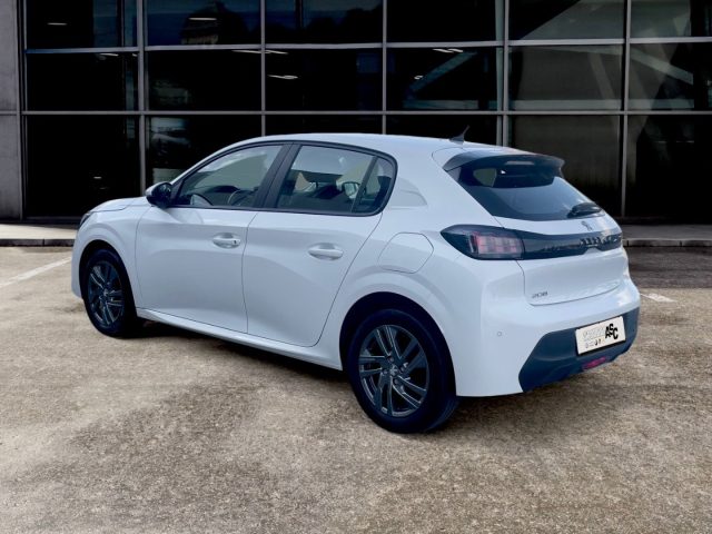 Peugeot 208 1.2 BENZ 75 CV 5 porte ADATTA NEOPATENTATI, del 2021, 35.000 km, in vendita a Bra (CN)