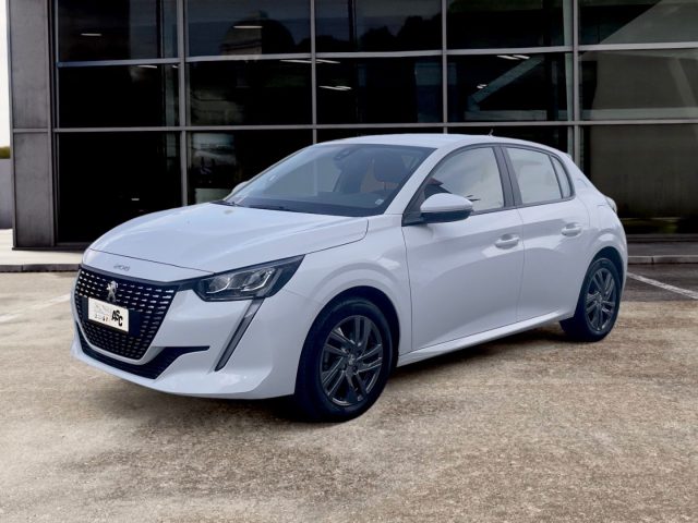 Peugeot 208 1.2 BENZ 75 CV 5 porte ADATTA NEOPATENTATI usato a BRA