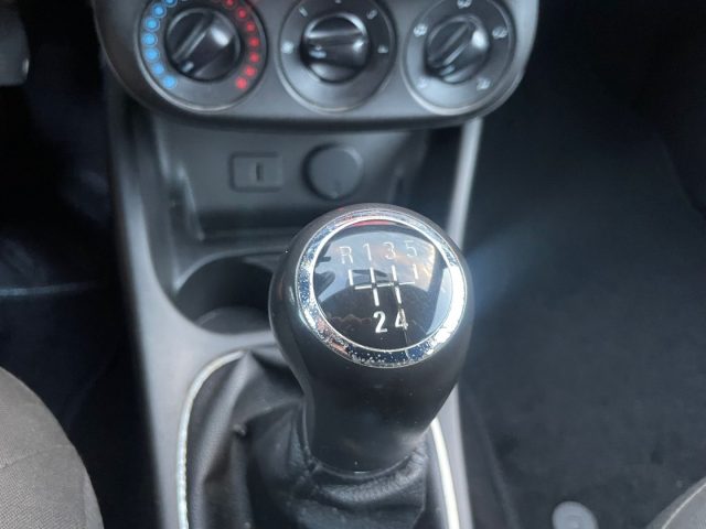 Opel Corsa 1.4 BENZ GPL 90CV 5 porte ADATTA NEOPATENTATI, del 2015, 105.000 km, in vendita a Bra (CN)