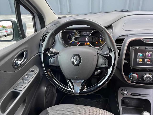 Renault Captur 1.5 dCi 8V 90 CV Start&Stop Energy R-Link, del 2013, 125.000 km, in vendita a Bra (CN)