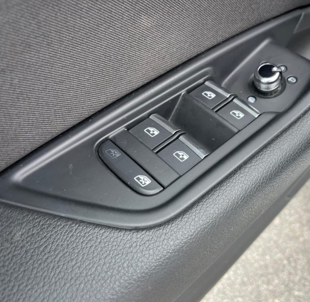 Audi A4 2.0 TDI 190 CV 40 T S tronic, del 2020, 79.000 km, in vendita a Bra (CN)