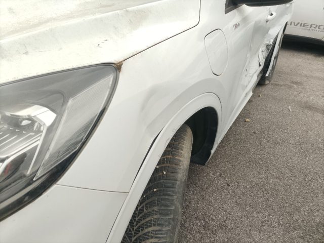 Ford Kuga 2.5 Full Hybrid 190 CV CVT 2WD ST-Line - foto 2 di 4