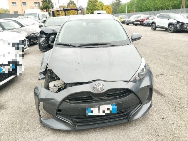 Toyota Yaris 1.5 Hybrid 5 porte - foto 2 di 4