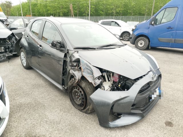 Toyota Yaris 1.5 Hybrid 5 porte - foto 3 di 4