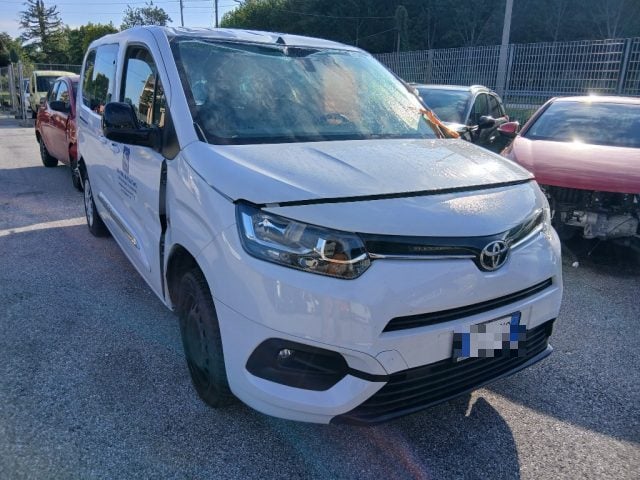 Toyota Proace City Verso 1.5D 130 CV, del 2024, 42.416 km, in vendita a Pordenone (PN)
