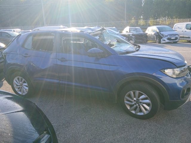 Volkswagen T-Cross 1.0 TSI - foto 3 di 4