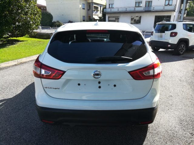 Nissan Qashqai 1.2 DIG-T Acenta - foto 4 di 4