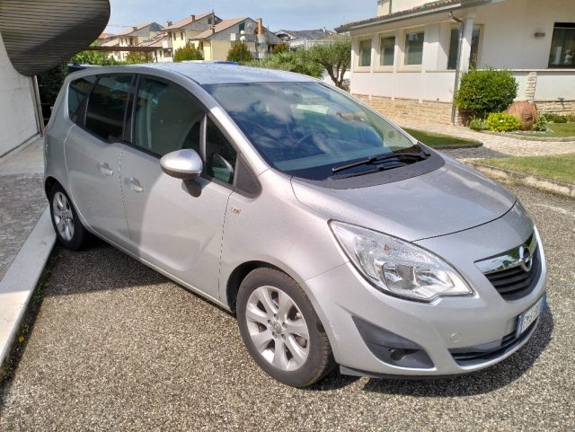 Opel Meriva 1.4 100CV Cosmo - foto 3 di 12