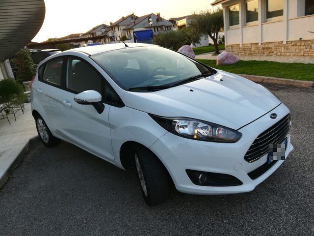 Ford Fiesta Plus 1.5 TDCi 75CV 5 porte - foto 2 di 4