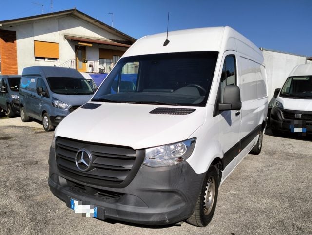 Mercedes-Benz Sprinter F37/33 311 CDI RWD TA Furgone, del 2022, 104.000 km, in vendita a Camisano Vicentino (VI)