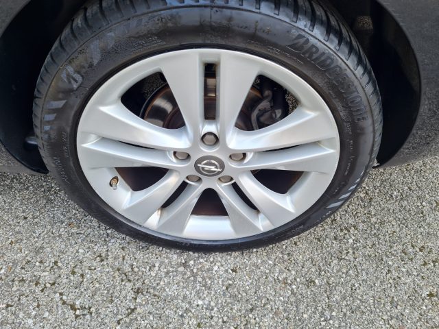 Opel Zafira Tourer 1.6 CDTi 136CV Start&Stop Cosmo, del 2014, 195.000 km, in vendita a Camisano Vicentino (VI)