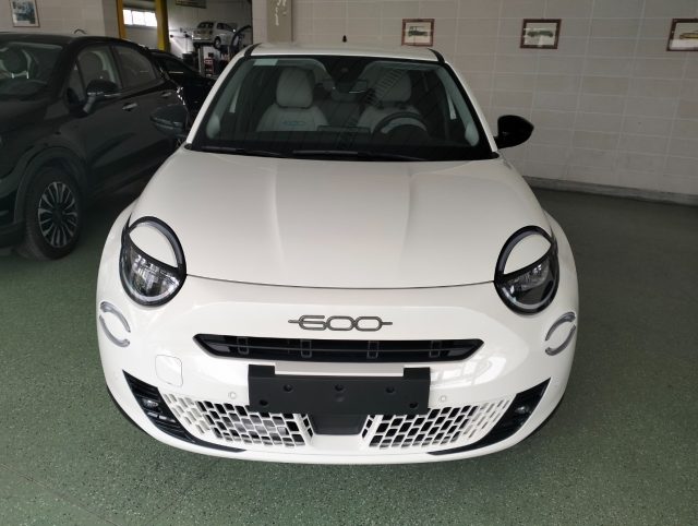 Fiat 600 Hybrid 100 CV DCT MHEV La Prima usato a CAMISANO VICENTINO