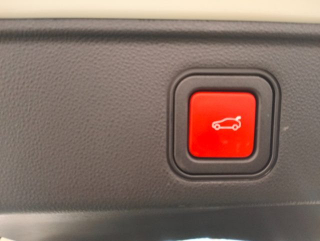 Fiat 600 Hybrid 100 CV DCT MHEV La Prima, del 2025, 21.700 km, in vendita a Camisano Vicentino (VI)