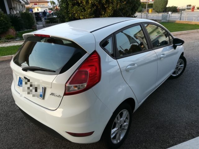 Ford Fiesta Plus 1.5 TDCi 75CV 5 porte - foto 3 di 4