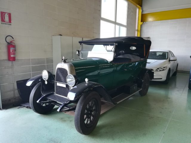 Fiat 500 501 d'epoca a CAMISANO VICENTINO