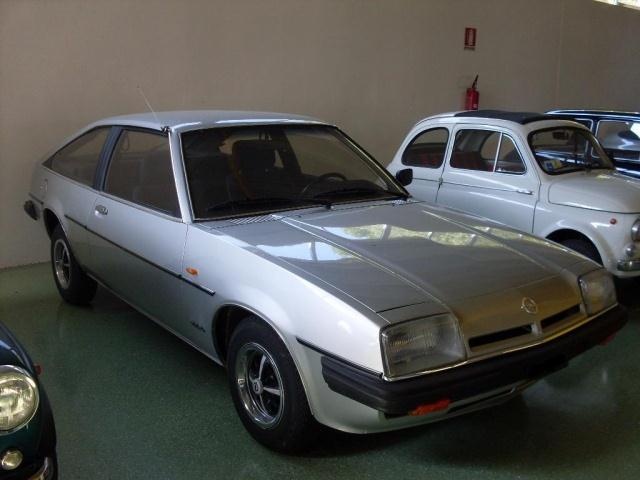 Opel Manta 1.3 S HATCHBACK - foto 2 di 17