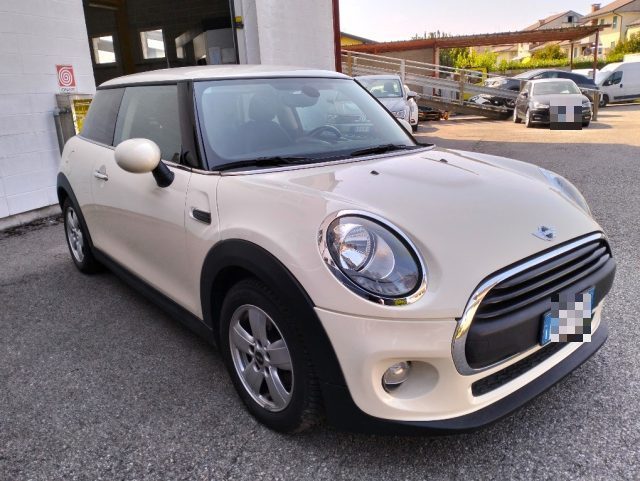MINI One 1.2 One 75 CV Neopatentati usato a CAMISANO VICENTINO