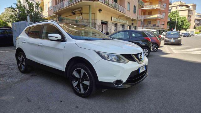 Nissan Qashqai 1.5 dCi N-Connecta - foto 2 di 4