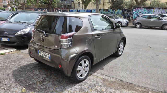 Toyota iQ 1.0 Sol - foto 4 di 4