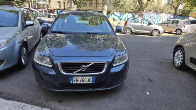 Volvo V50 1.6 D DRIVe cat POLAR, del 2010, 280.000 km, in vendita a Roma (RM)