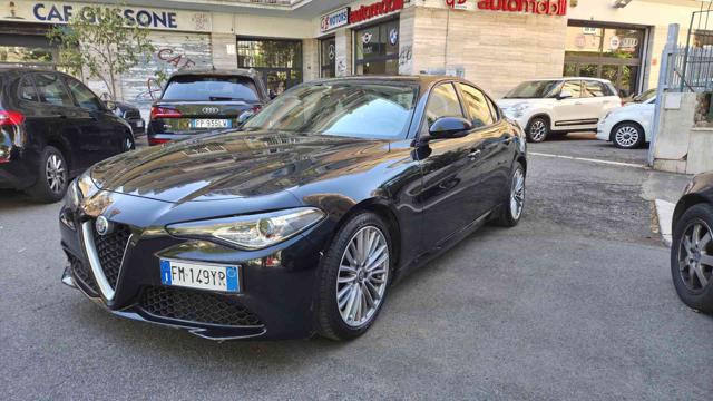 Alfa Romeo Giulia 2.2 Turbodiesel 180 CV AT8 Eco Business - foto 3 di 4