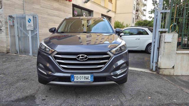 Hyundai TUCSON 1.7 CRDi Comfort - foto 2 di 4