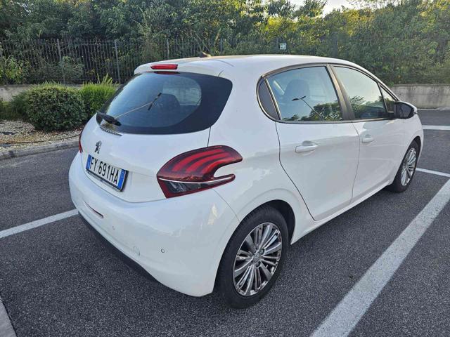 Peugeot 208 1° serie PureTech 82 Stop&Start 5 porte Allure - foto 4 di 4