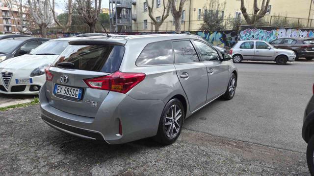 Toyota Auris Touring Sports 1.8 Hybrid Lounge - foto 4 di 4