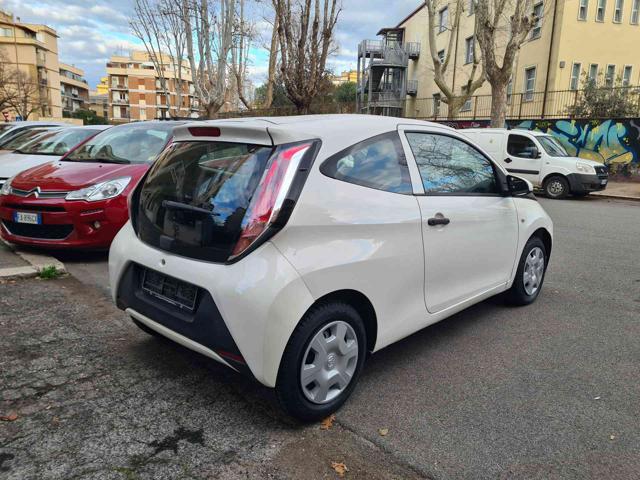 Toyota Aygo 1.0 VVT-i 69 CV 3porte/NO CLIMA - foto 4 di 4