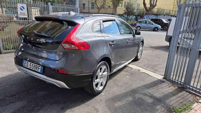 Volvo V40 Cross Country D2 1.6 Momentum - foto 4 di 4