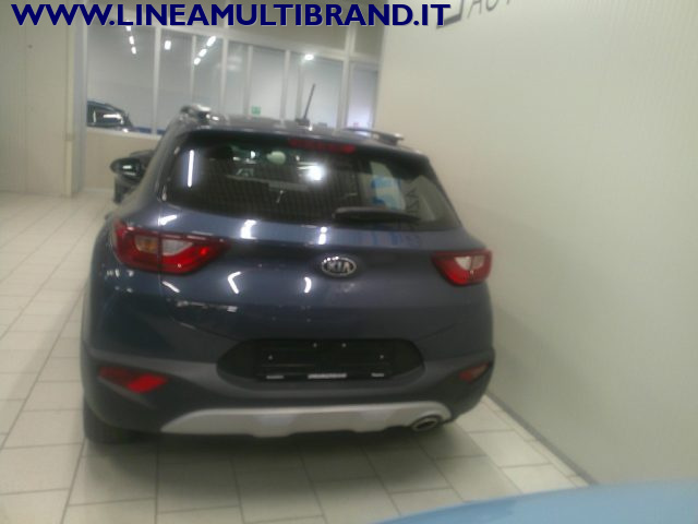 Kia Stonic 1.2 Design Pack ECO GPL Style Garanzia 24 Mesi - foto 4 di 4