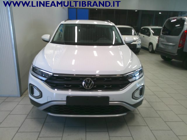 Volkswagen T-Roc 1.0 TSI Life Led App Connect Pdc Plus Pack Winter - foto 3 di 4