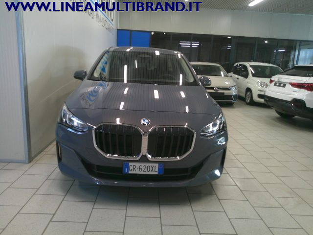 BMW 218 i Active Tourer Automat.Navi Led Garanzia 24 Mesi - foto 2 di 4