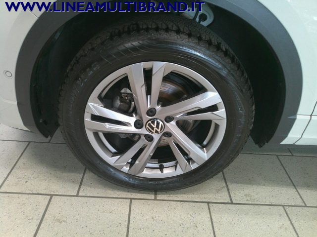 Volkswagen T-Roc 10 TSI R-Line Parcheggio Automatico Sedili Riscal. - foto 4 di 4