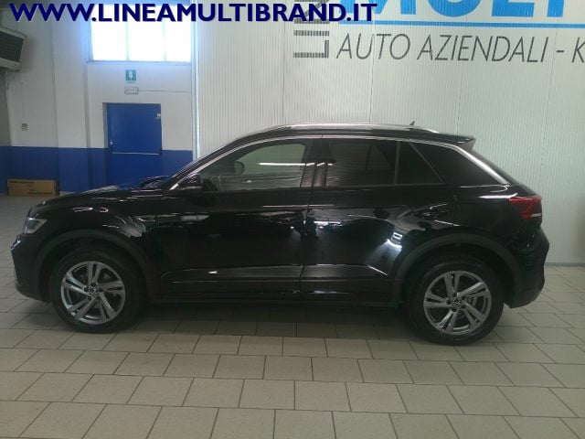 Volkswagen T-Roc 1.5 TSI ACT DSG R-Line Garanzia 24 Mesi, del 2023, 31.100 km, in vendita a Piacenza (PC)