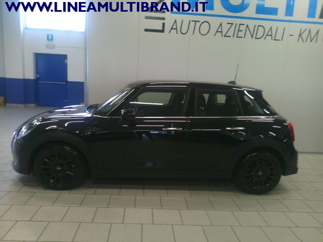 MINI Cooper 1.5 Cooper Classic 5 porte Led Garanzia 24 Mesi - foto 3 di 4