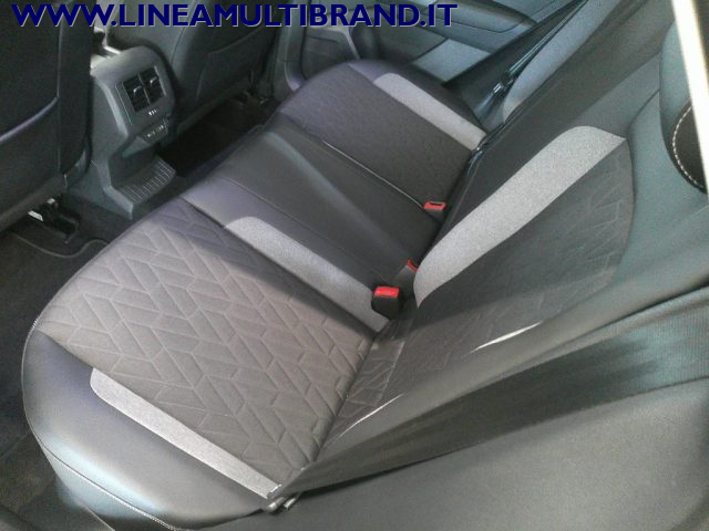 Volkswagen T-Roc 1.0 TSI Style Goal Navi Led Parcheggio Automatico - foto 4 di 4