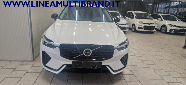 Volvo XC60 B4 (d) AWD automatico Plus Dark Garanzia 24 Mesi - foto 3 di 4