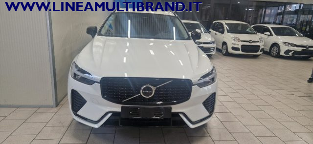 Volvo XC60 B4 (d) AWD automatico Plus Dark Garanzia 24 Mesi - foto 4 di 4