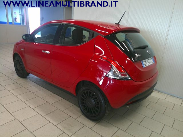 Lancia Ypsilon 1.0 FireFly 5 porte S&S Hybrid GARANZIA 24 MESI, del 2022, 33.470 km, in vendita a Piacenza (PC)