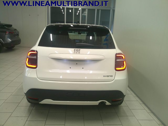 Fiat 600 Hybrid 110 CV DCT MHEV Pack Winter Promo usato a PIACENZA