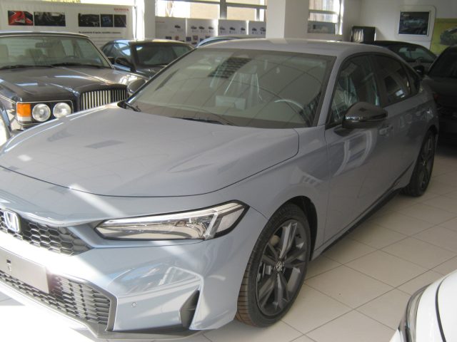 Honda Civic 2.0 Hev eCVT Sport - foto 2 di 4