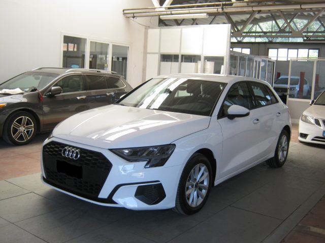 Audi A3 SPB 30 g-tron S tronic Business - foto 3 di 4