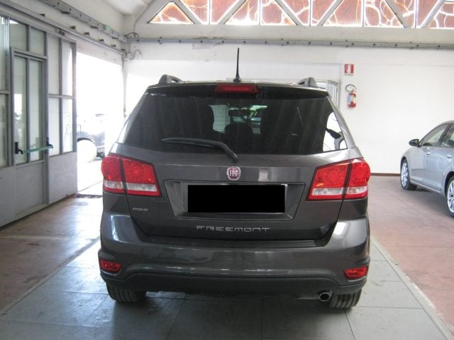 Fiat Freemont 2.0 Mjt 170 CV 4x4 aut. BLACK CODE - foto 4 di 4