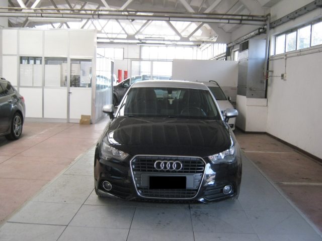 Audi A1 SPB 1.6 TDI S tronic Ambition - foto 2 di 4