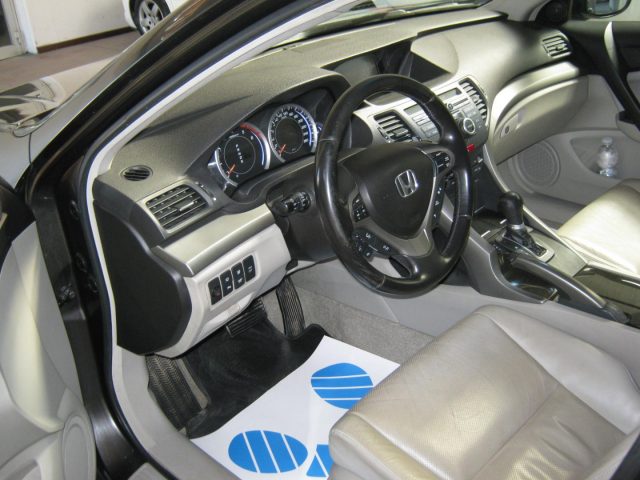 Honda Accord 2.2 i-DTEC Tour. aut.Excl.Adv.DPF - foto 4 di 42