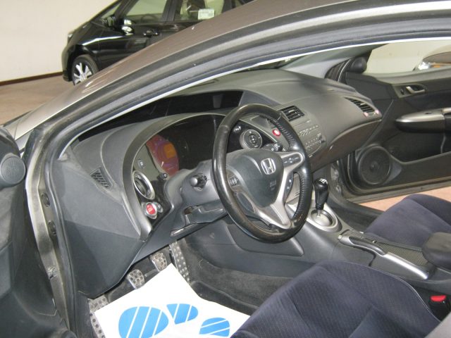 Honda Civic 1.8 i-VTEC 5p. Sport - foto 4 di 4