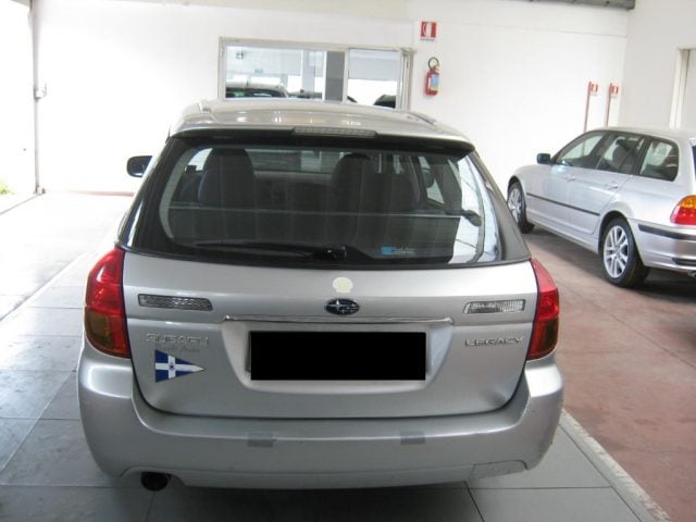 Subaru Legacy 2.0 16V Station Wagon - foto 3 di 4