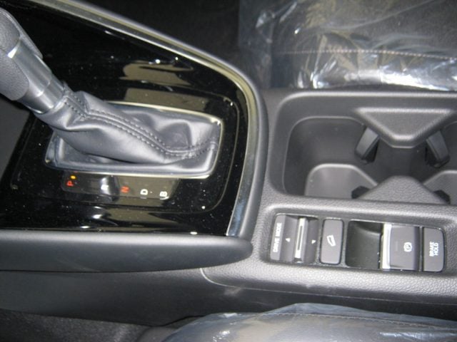 Honda HR-V 1.5 Hev eCVT Advance, in vendita a Porto San Giorgio (FM)